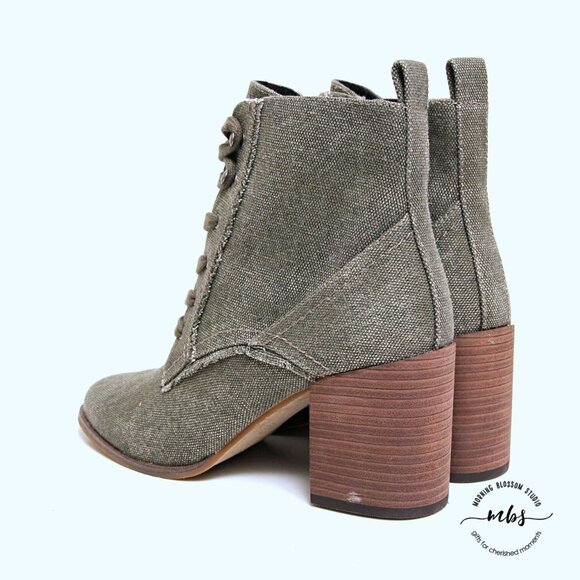 NWOT Splendid Leonardo Lace-Up Canvas Chunky Heeled Booties - Picture 2 of 12